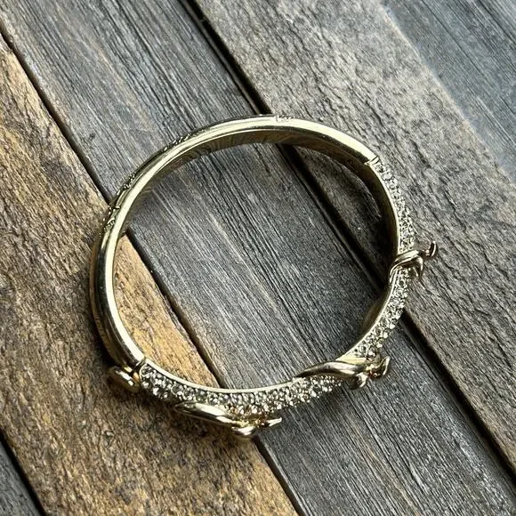 Coach Womens Gold Tone Crystal Pave Script Vine Hinge Bangle Bracelet - Picture 8 of 16